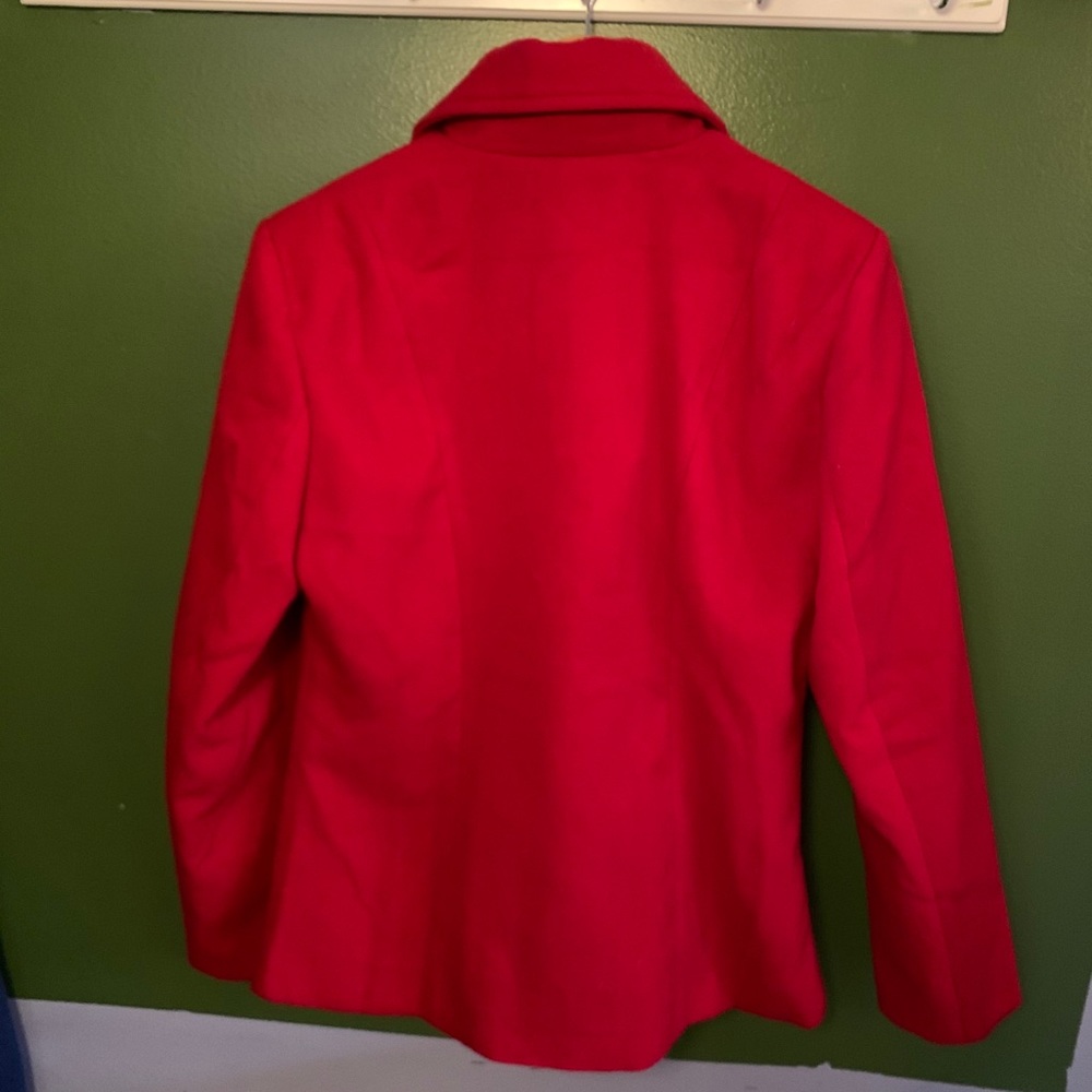 Red coat - Picture 2 of 3